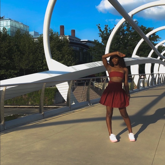 Meet your Posher, Brianna - Picture 4 of 8